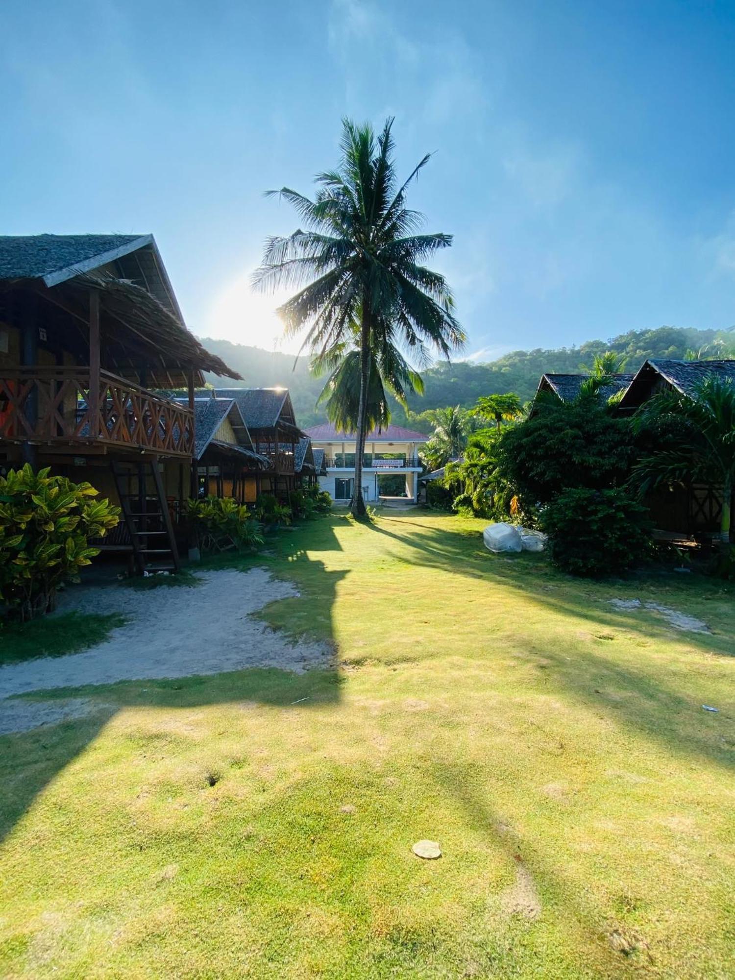 Ocam Ocam Casadyan Inn New Busuanga Esterno foto